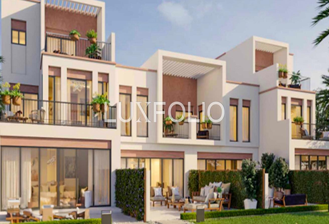 Villa de 4 dormitorios en Damac Lagoons, UAE No. 101078