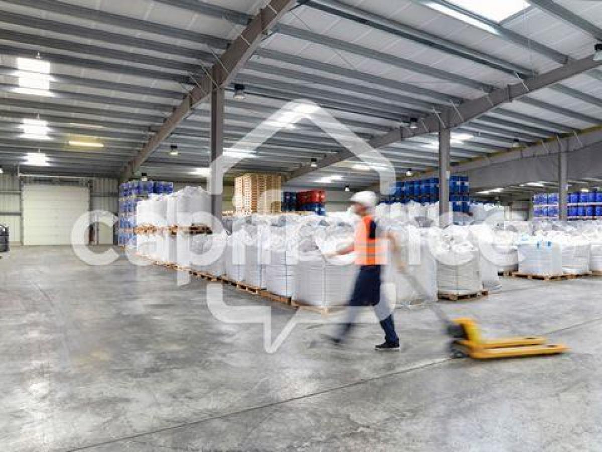 Escritório em Nantes, France 1000 m² N.º 20475