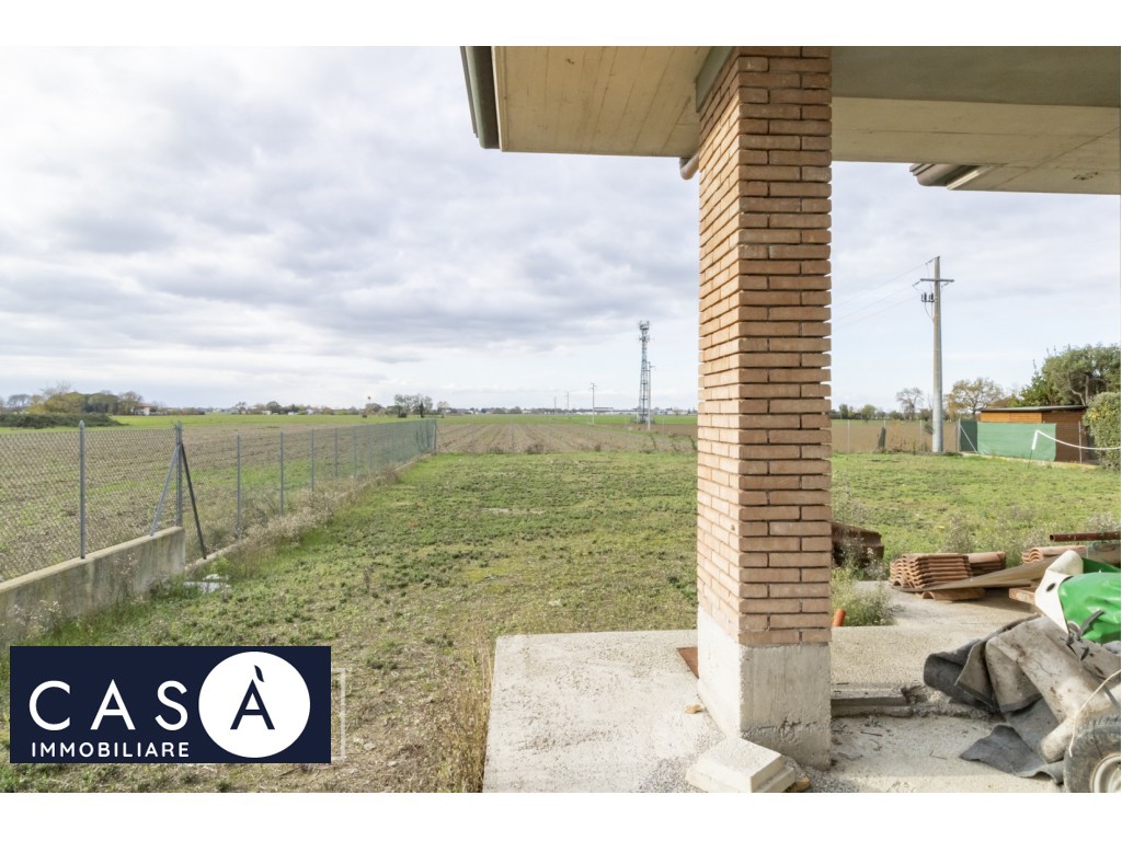 4 bedrooms House in Ravenna, Italy No. 21522