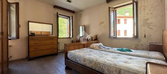 3 bedrooms House in Vittorio Veneto, Italy No. 260305 11