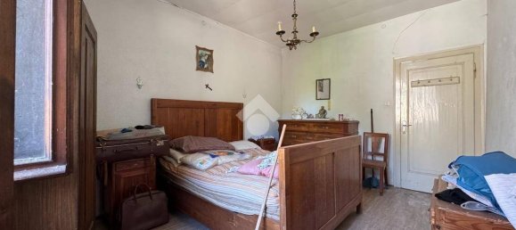 3 bedrooms House in Vittorio Veneto, Italy No. 260305 14