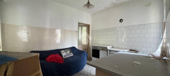 3 bedrooms House in Vittorio Veneto, Italy No. 260305 8