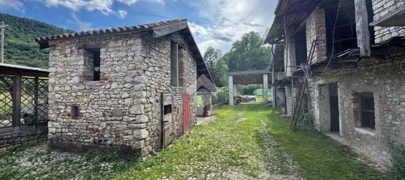 3 bedrooms House in Vittorio Veneto, Italy No. 260305 24