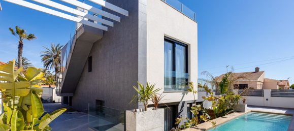 4 Schlafzimmer Haus in Torrevieja, Spain, Nr. 12109 4