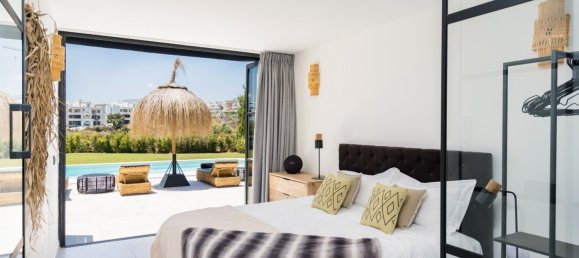 6 bedrooms Villa in Benahavis, Spain No. 4714 25