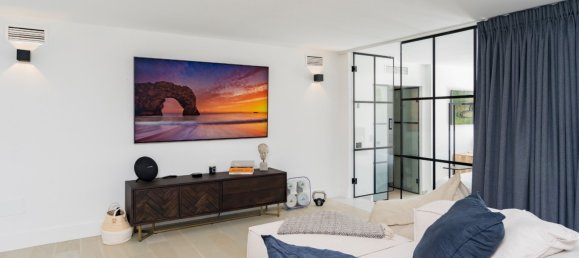 6 bedrooms Villa in Benahavis, Spain No. 4714 26