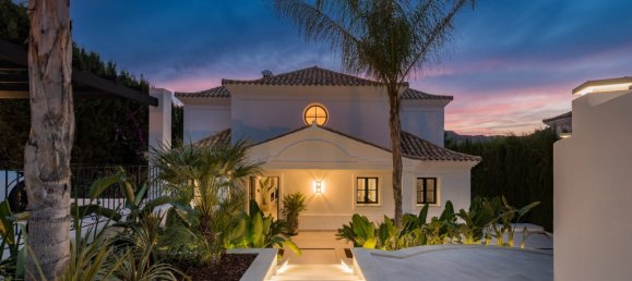 6 bedrooms Villa in Benahavis, Spain No. 4714 4