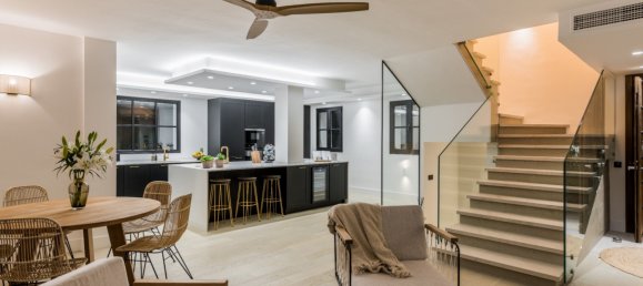 6 bedrooms Villa in Benahavis, Spain No. 4714 18