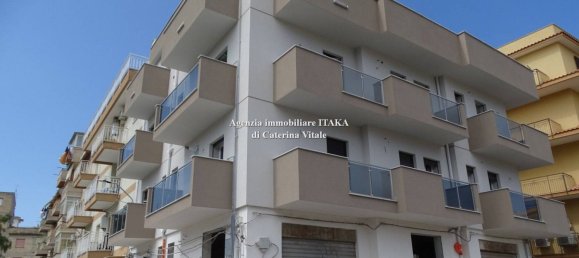 3 bedrooms Apartment in Bagheria, Italy No. 322005 4