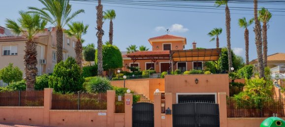 4 غرف نوم فيلا في Torrevieja, Spain رقم 288995 13