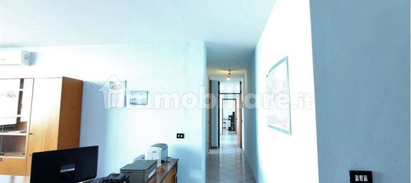 Oficina de 4 habitaciónes en Gorgonzola, Italy No. 326472 8