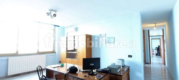 Oficina de 4 habitaciónes en Gorgonzola, Italy No. 326472 9