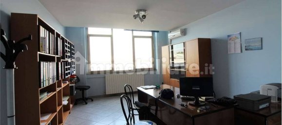 Oficina de 4 habitaciónes en Gorgonzola, Italy No. 326472 7