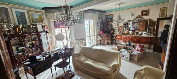 3 Schlafzimmer Wohnung in Catanzaro, Italy, Nr. 222161 2