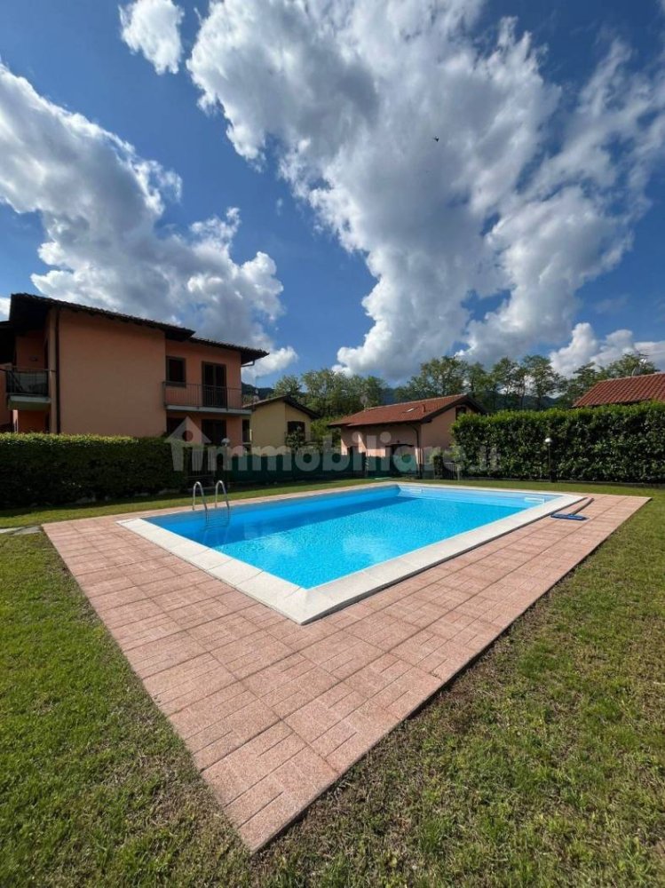 1 bedroom Apartment in Brezzo di Bedero, Italy No. 265530