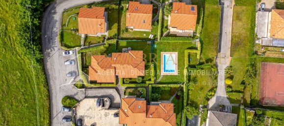 1 bedroom Apartment in Brezzo di Bedero, Italy No. 265530 4