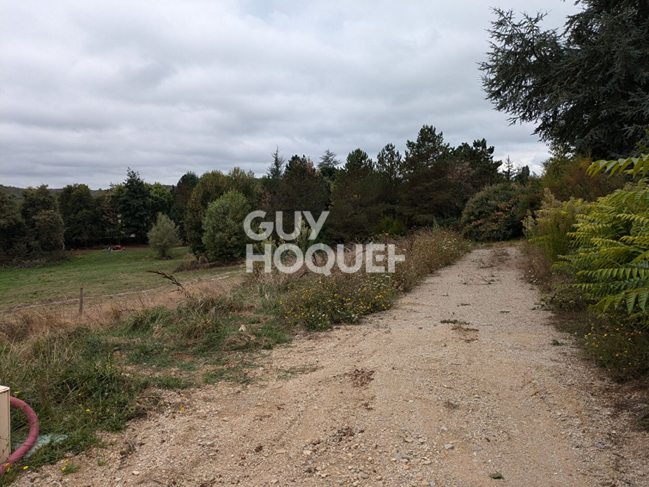 Terreno en Pradines, France 1139 m² No. 116099