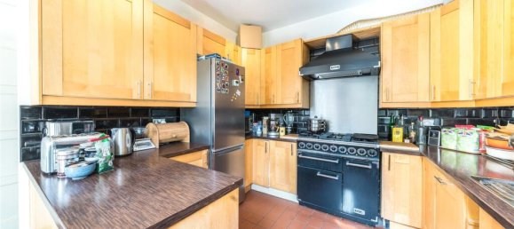 3 bedrooms House in London, United Kingdom No. 12914 10