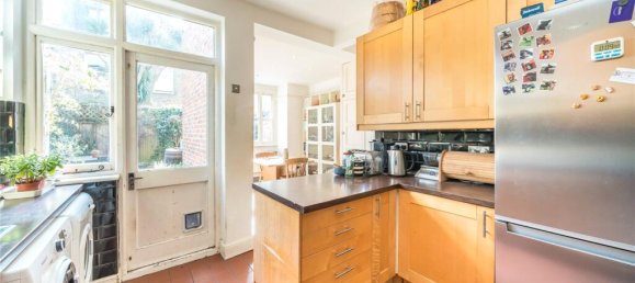 3 bedrooms House in London, United Kingdom No. 12914 5