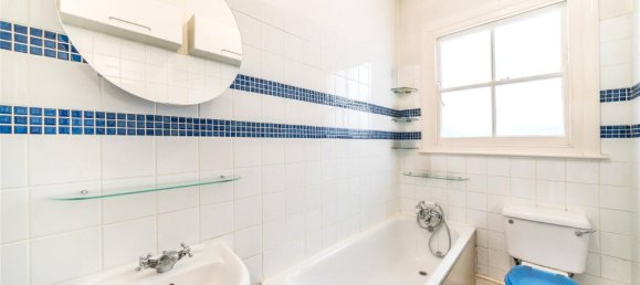 3 bedrooms House in London, United Kingdom No. 12914 2