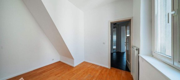 2-salle Appartement à Mariahilf, Austria No. 243419 7