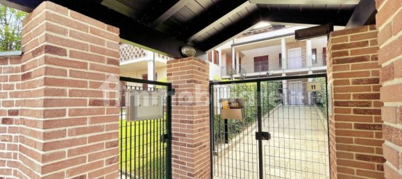 Apartamento de 1 dormitorio en Pavia, Italy No. 133779 32