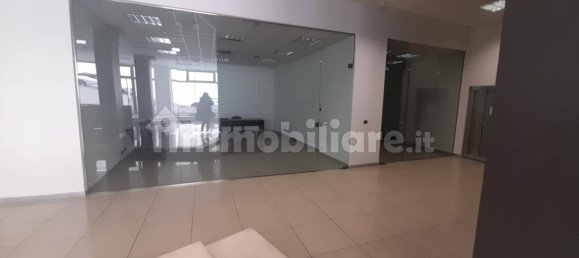 5-salle Entrepôt à Catania, Italy No. 178825 13