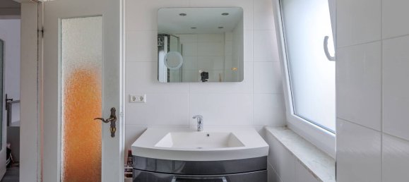 5 rooms Townhouse in Zollernalbkreis, Germany No. 22792 9