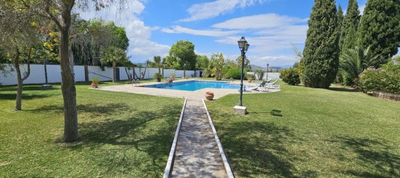 5 bedrooms Villa in Alhaurin de la Torre, Spain No. 146487 30