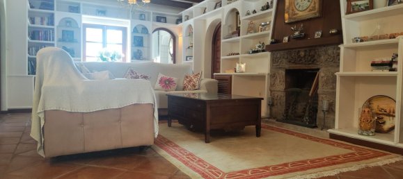 5 bedrooms Villa in Alhaurin de la Torre, Spain No. 146487 2