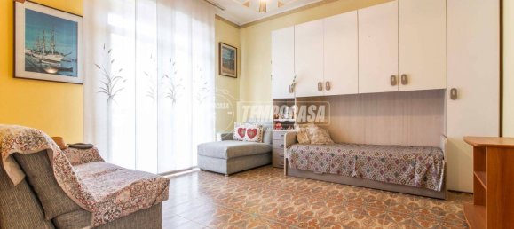 Квартира с 3 спальнями в Лимбьяте, Италия № 285784 10