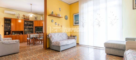 Квартира с 3 спальнями в Лимбьяте, Италия № 285784 18