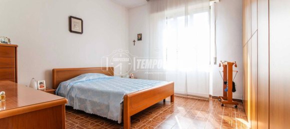 Квартира с 3 спальнями в Лимбьяте, Италия № 285784 13