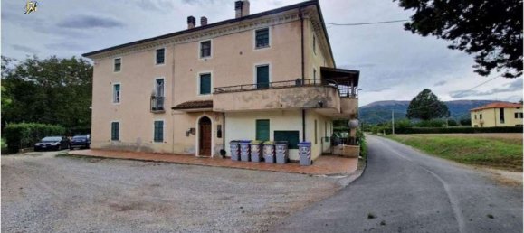 5 bedrooms Apartment in Perugia, Italy No. 380699 8