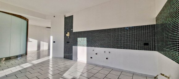 5 rooms Apartment in Gravina di Catania, Italy No. 290445 17