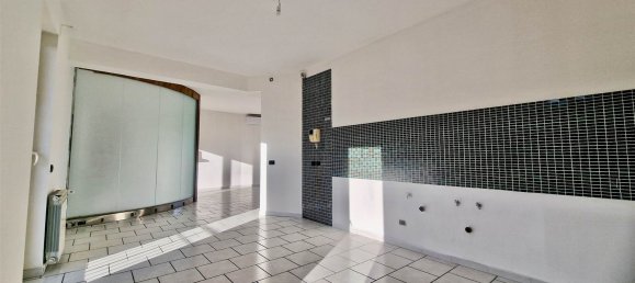 5 rooms Apartment in Gravina di Catania, Italy No. 290445 16