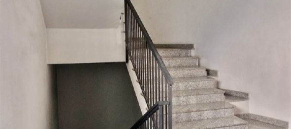 5 rooms Apartment in Gravina di Catania, Italy No. 290445 6