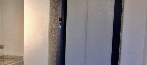 5 rooms Apartment in Gravina di Catania, Italy No. 290445 4