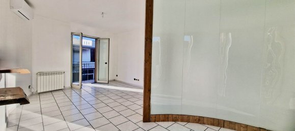 5 rooms Apartment in Gravina di Catania, Italy No. 290445 8