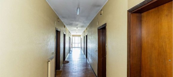 Studio in Venice, Italy No. 289338 13