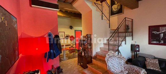 2 bedrooms House in Siena, Italy No. 195096 4