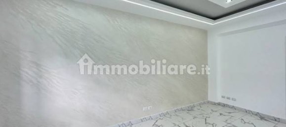 3 bedrooms Apartment in Rome, Italy No. 16666 7