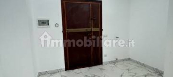3 bedrooms Apartment in Rome, Italy No. 16666 3