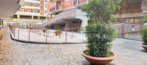 3 bedrooms Apartment in Rome, Italy No. 16666 41