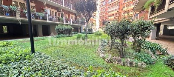 3 bedrooms Apartment in Rome, Italy No. 16666 39