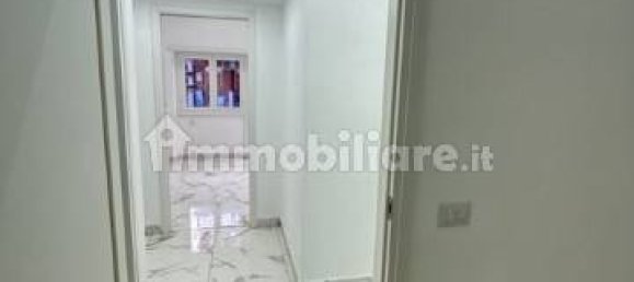 3 bedrooms Apartment in Rome, Italy No. 16666 32
