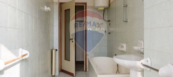 3 bedrooms Apartment in Catania, Italy No. 77132 17