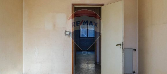 3 bedrooms Apartment in Catania, Italy No. 77132 10