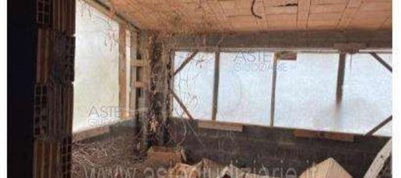 6-Zimmer Haus in Aprilia, Italy, Nr. 98635 16