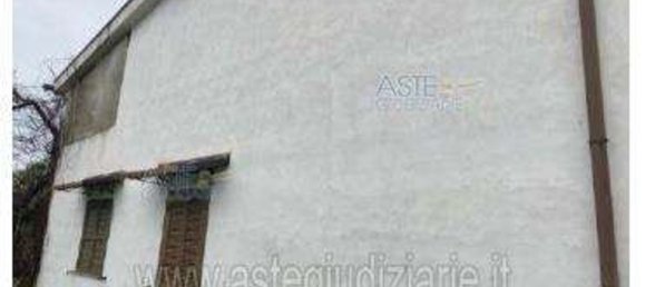 6-Zimmer Haus in Aprilia, Italy, Nr. 98635 18